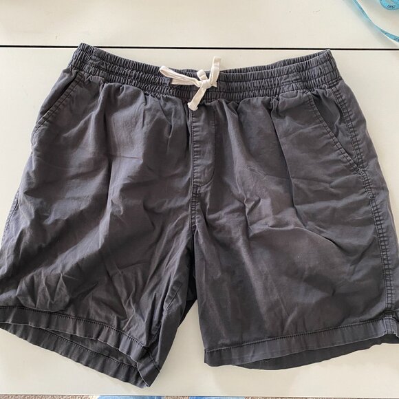 Old Navy Mens shorts - 2 PAIRS size L - Picture 4 of 6
